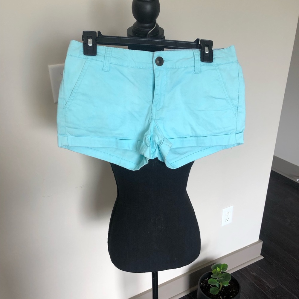 SO chino style shorts size 7